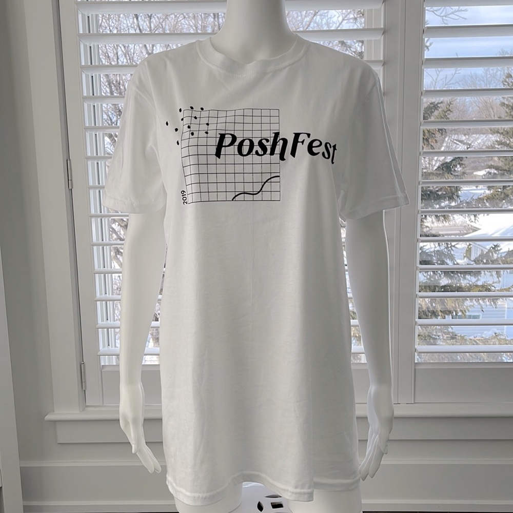 POSHMARK Poshfest 2019 White Cotton Tshirt Tee Short Sleeve